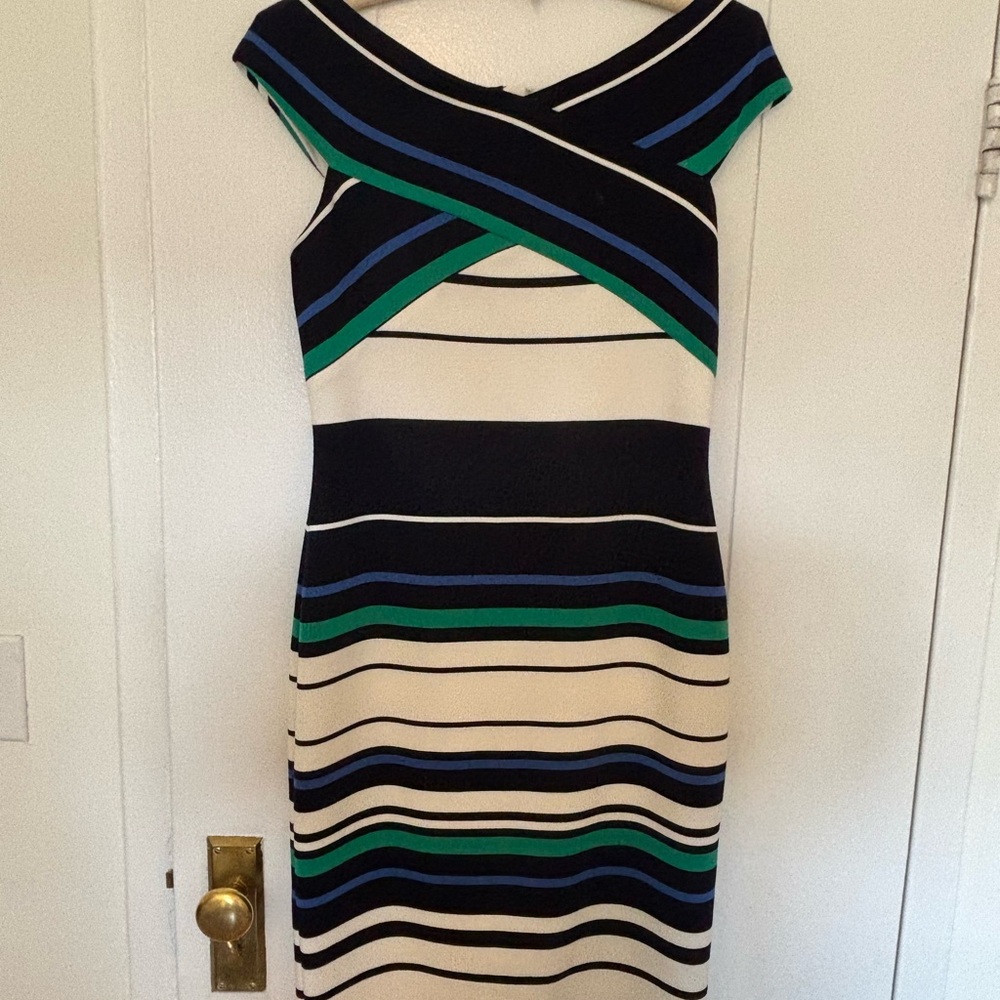 Adrianna Papell Black and Green Asymmetrical Sheath Dress